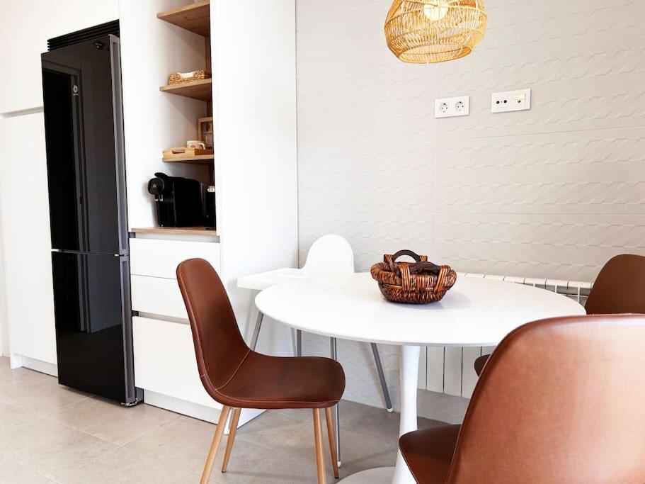 טלברה דה לה ריינה Apartamento De Cuatro Habitaciones En Talavera מראה חיצוני תמונה
